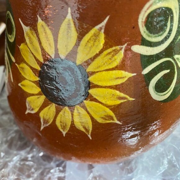 Brown HANDCRAFTED Earthenware JUG w PAINTED SUNFLOWER + SUNFLOWER RUBBER SCRAPER - Picture 6 of 10